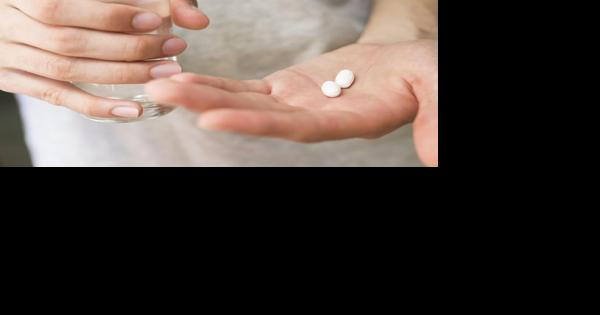 Does your body position matter when taking pills? Plus, smartphones may detect narrow arteries, and more health news - Vimarsana News