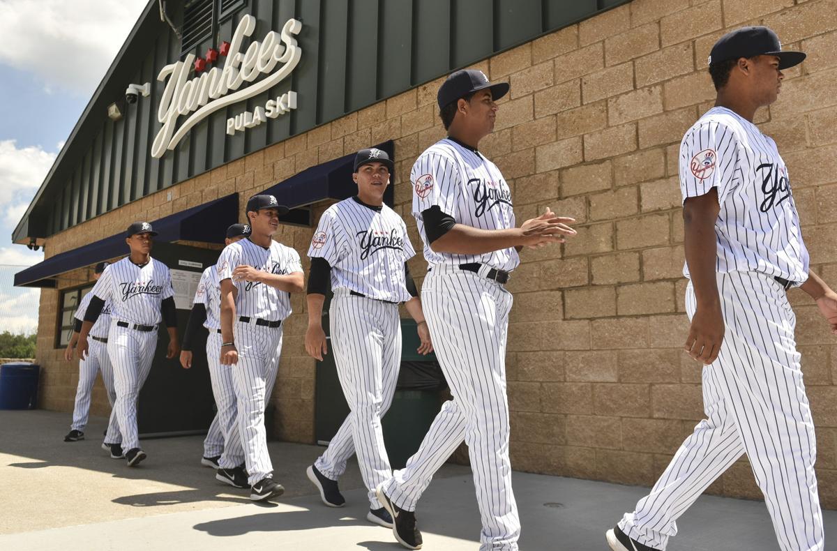 Pulaski Yankees arrive for new season | Gallery | roanoke.com