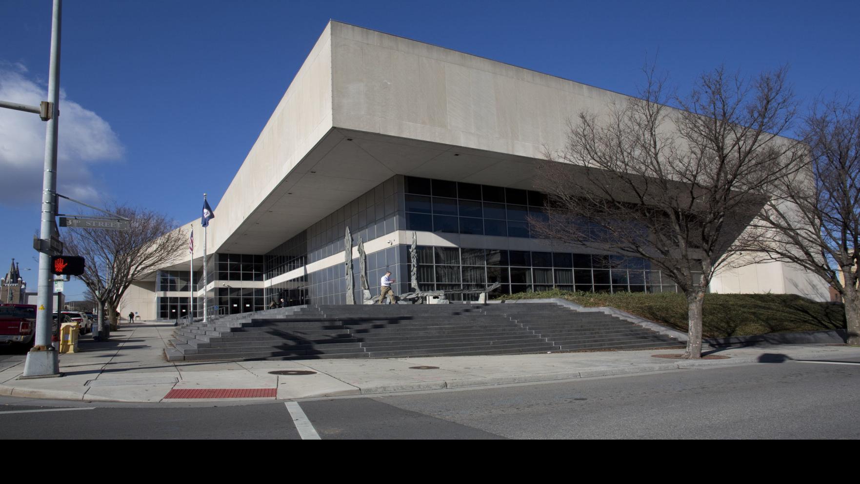 Missed Deadline Leads To 2 3 Million Default Judgment In Roanoke Medical Malpractice Suit Business News Roanoke Com A superficial peroneal nerve block is a procedure to anesthetize a portion of the lower leg and the upper (dorsal) foot. roanoke medical malpractice suit
