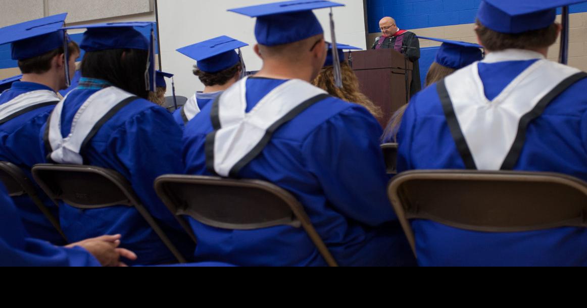 Auburn High School graduation 2016
