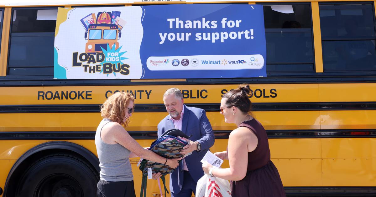 080126-roa-a1-loadthebus-01.JPG