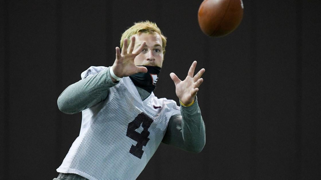 Dax Hollifield gets candid about Virginia Tech’s battle with COVID-19 Dax Hollifield gets candid about Virginia Tech’s battle with COVID-19