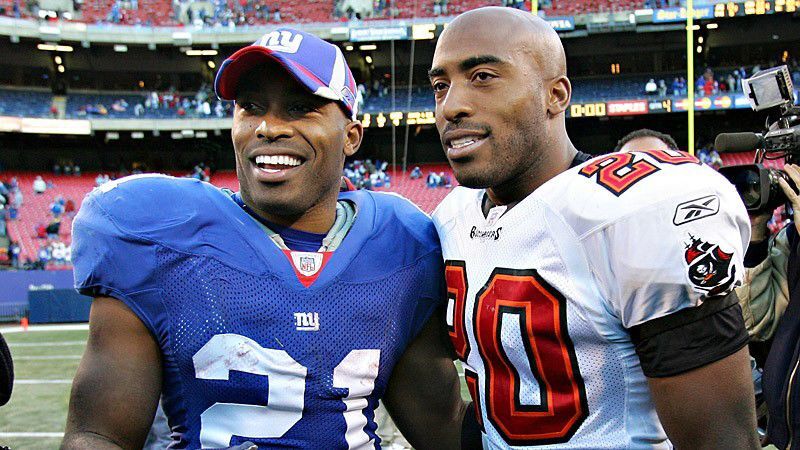 Not in Hall of Fame - 15. Tiki Barber