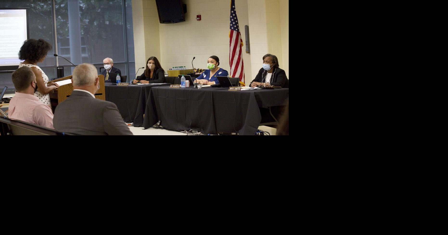 Roanoke City Council accepting applications for 3 school board seats