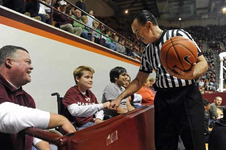 Hokies game photo of CJ Wills by Matt Gentry