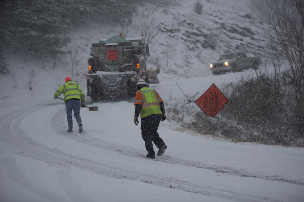 Winter Storm Dumps Heavy Snow On Southwest Virginia Local News Roanoke Com