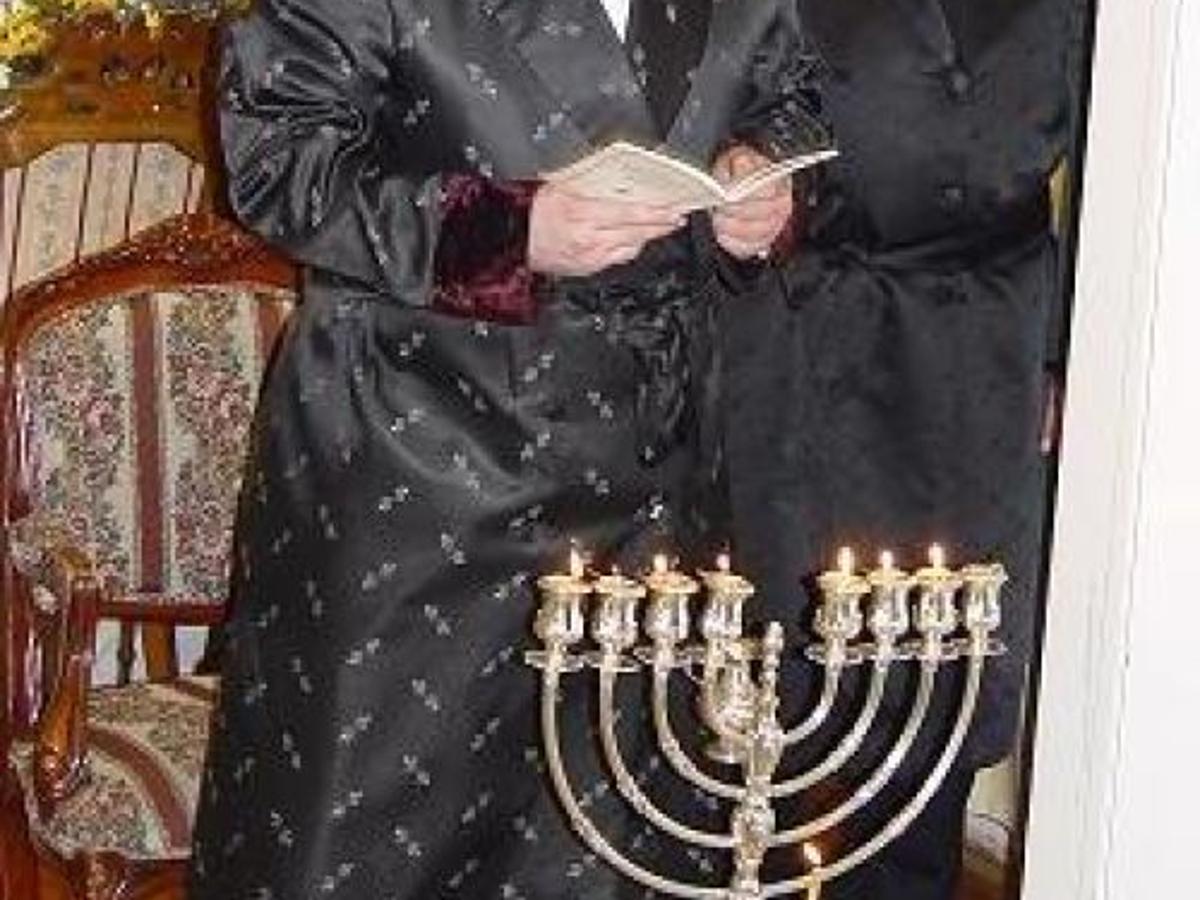 Good Golly O Molly There S A War On Hanukkah Local News Roanoke Com