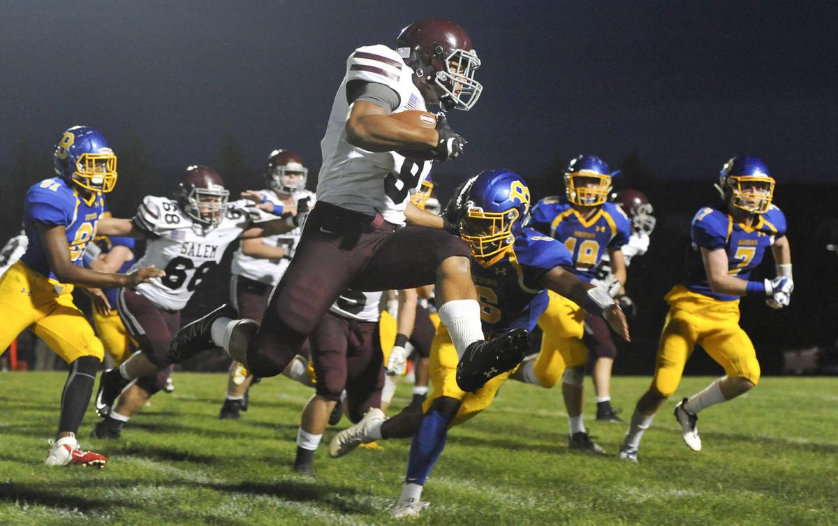 Scenes from the SalemBlacksburg football game