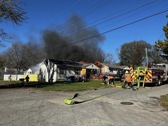 Arson suspect in custody after two Roanoke homes catch fire
