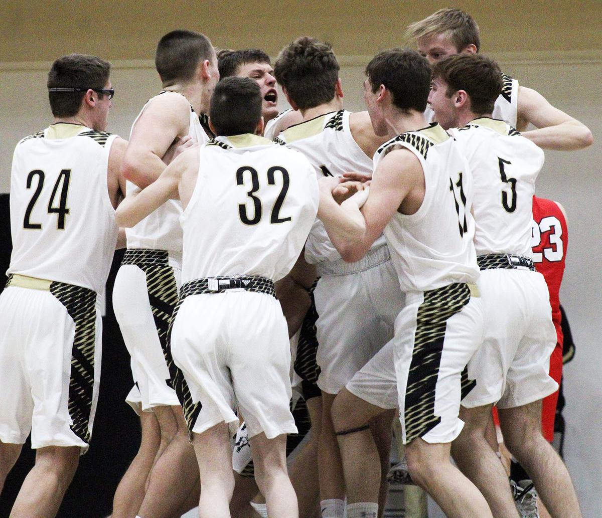 Rochester wins back-to-back sectional titles, moves on to regional | Sports | rochsent.com