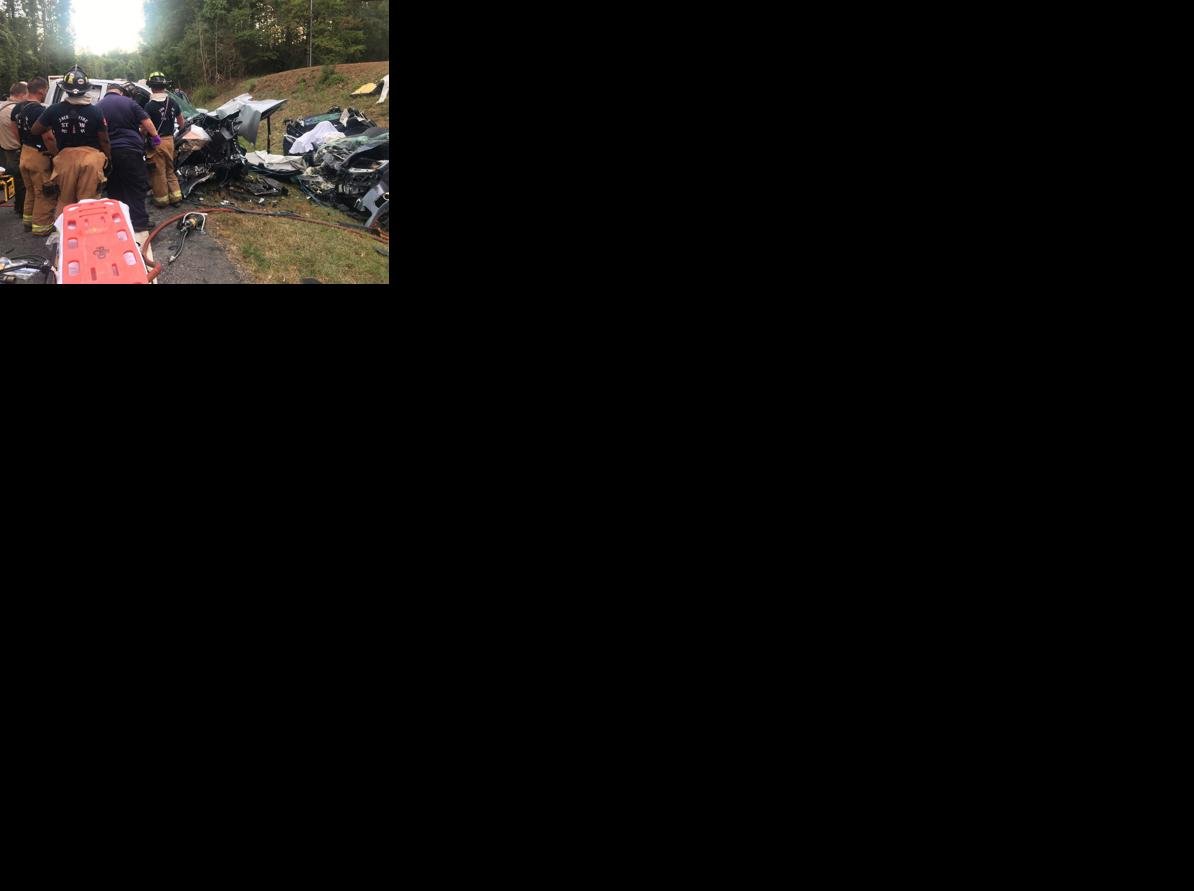crash ga rockdalenewtoncitizen thaxton nathan firefighters highway friday scene road work covington