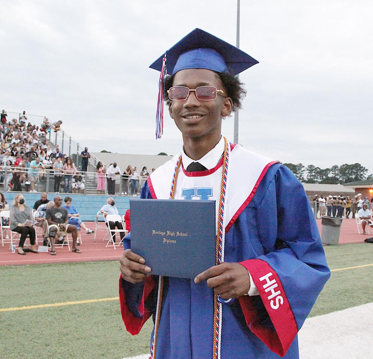 Photos Heritage High Class Of 21 Celebrates Graduation News Rockdalenewtoncitizen Com
