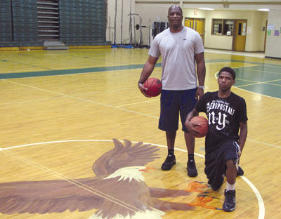 New coach bringing fast-paced game to Eastside basketball | News |  