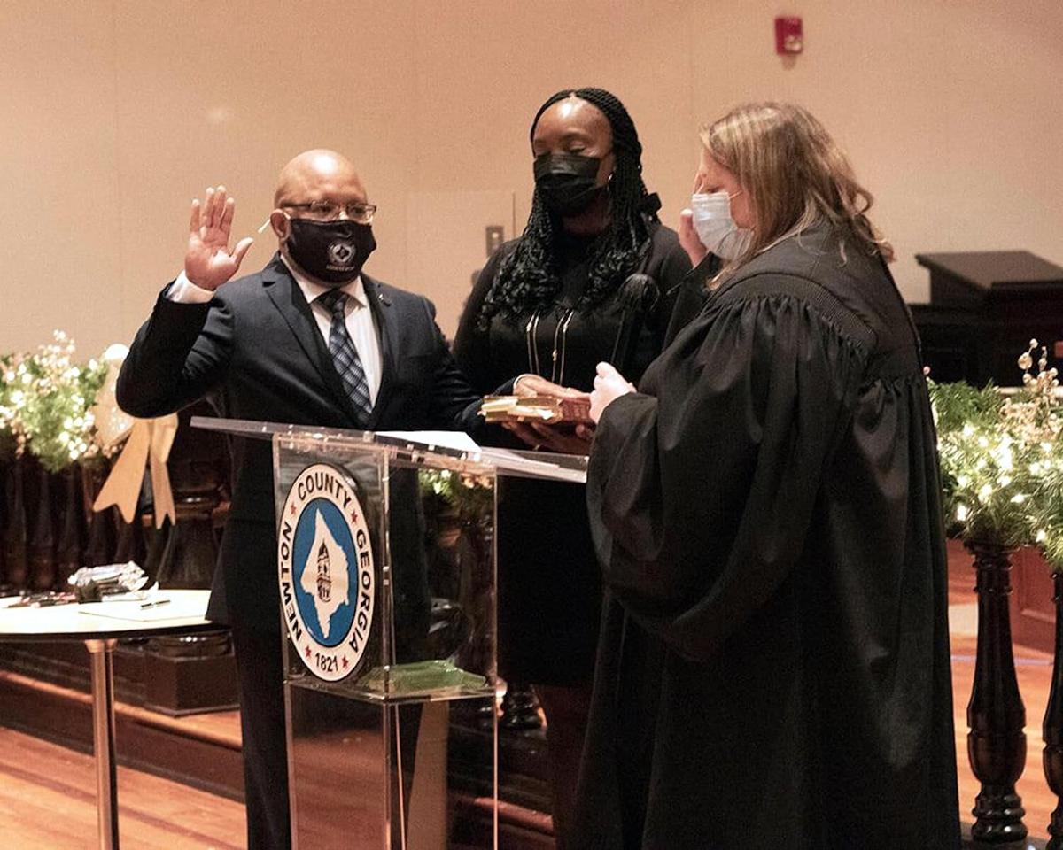 Newly elected officials in Newton takes oaths of office News