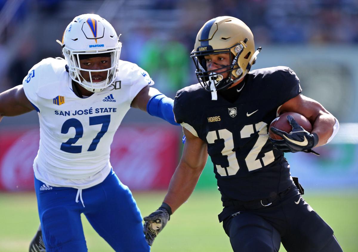 Newton Grad Artice Hobbs Iv Reaping Rewards Of Education Football At U S Military Academy Sports Rockdalenewtoncitizen Com