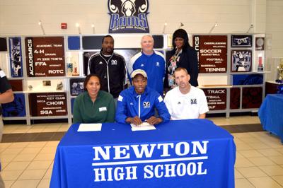 Newton guard becomes a Dolphin