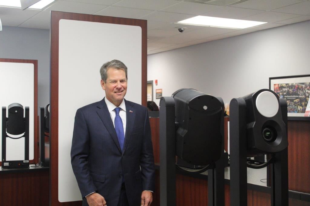 Governor Brian Kemp renews drivers license at Conyers Department of