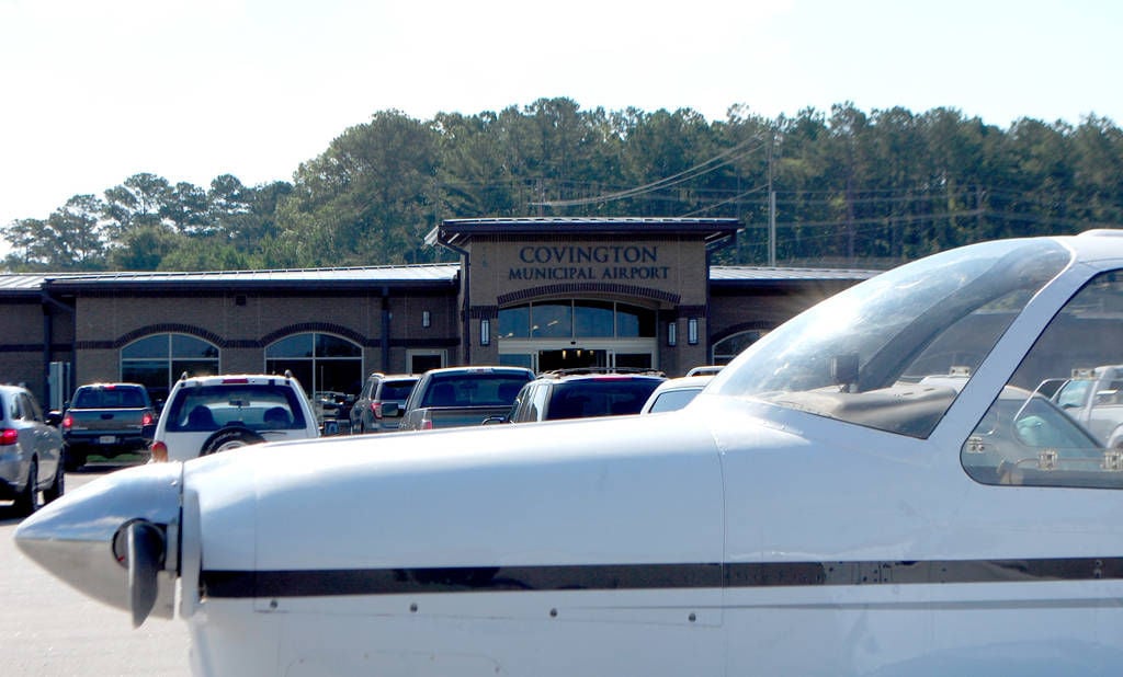 Covington holds ribboncutting for new airport terminal Local News