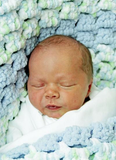 BIRTH: Reid Ruark