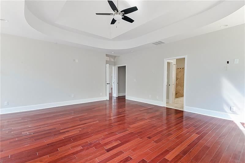 ON THE MARKET Expansive home in North Hampton subdivision Features