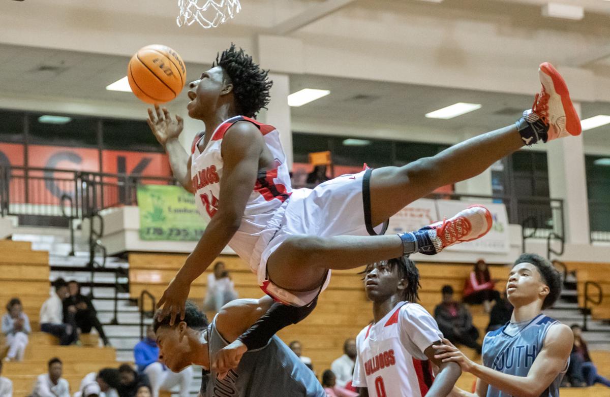 Rockdale County Snaps 18 Game Region Losing Streak With 55 49 Win