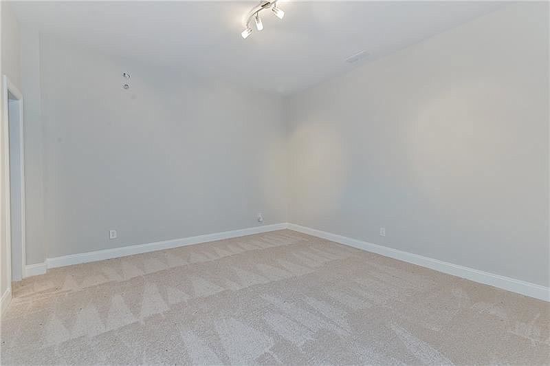 ON THE MARKET Expansive home in North Hampton subdivision Features