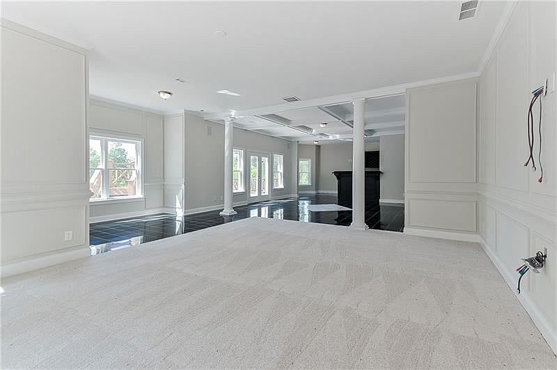 ON THE MARKET Expansive home in North Hampton subdivision Features