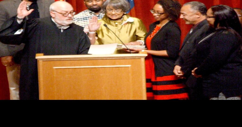 Ruth Wilson takes oath as Rockdale County Clerk of Courts Scrapbook