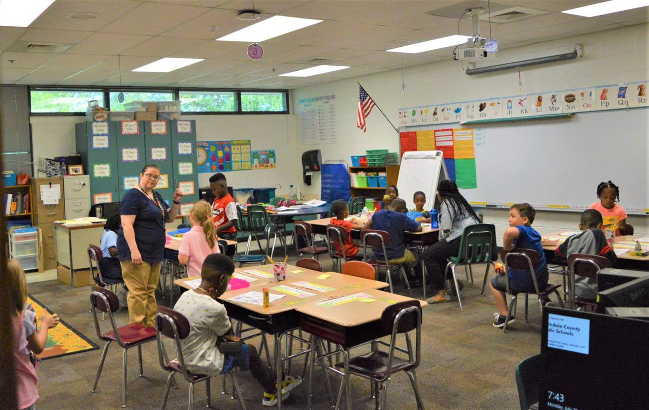PHOTOS Shoals Creek Elementary students and staff ready to tackle the first day of school
