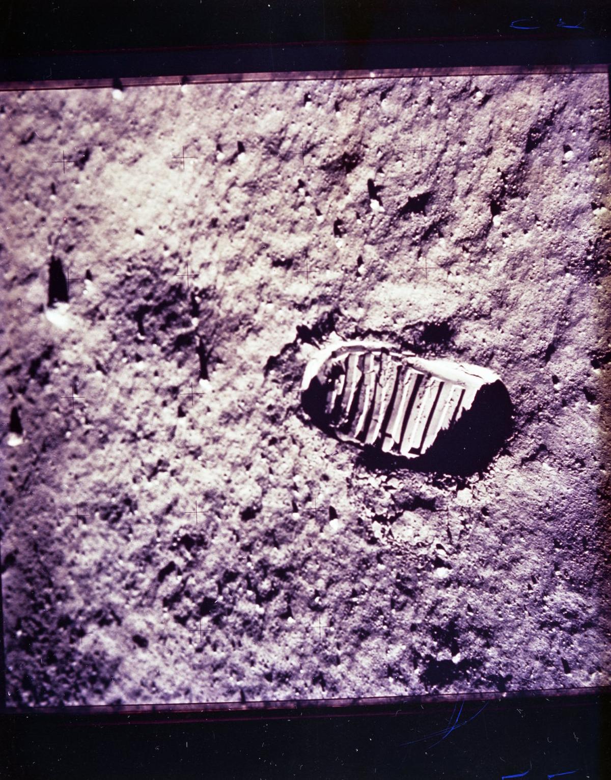 Lunar Archives 17