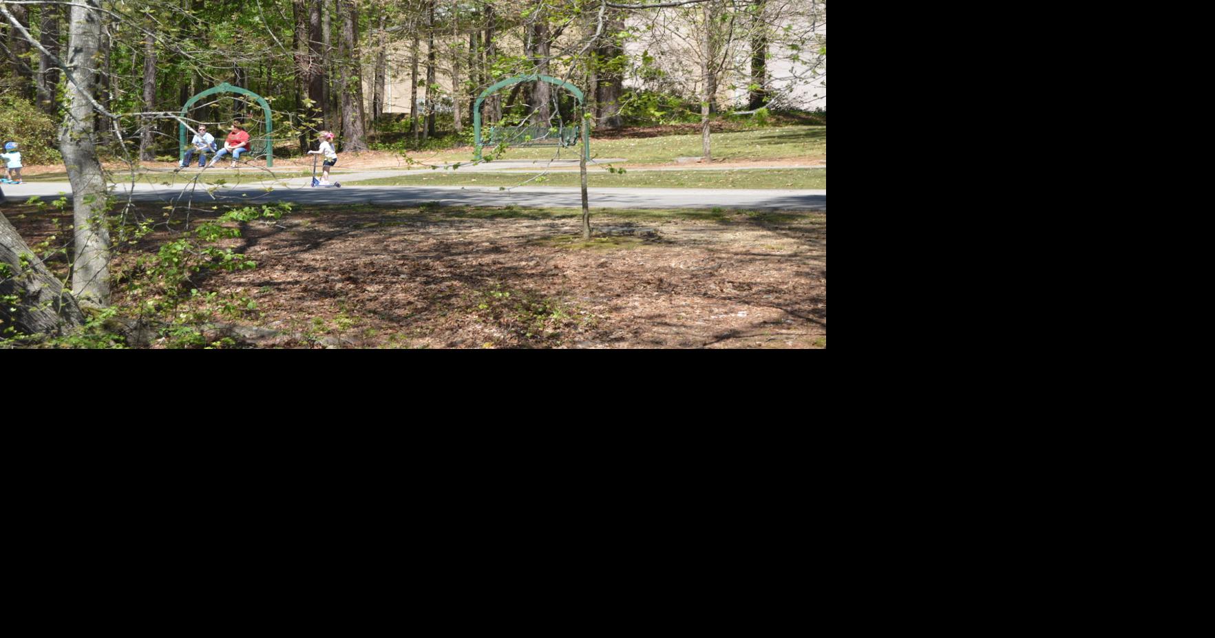 Spring at Turner Lake Park Features