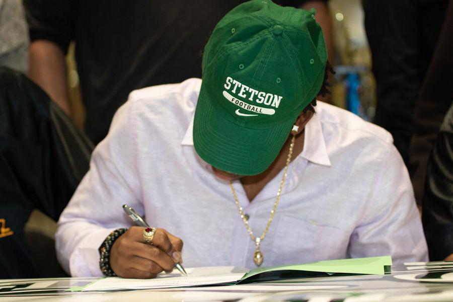 Alcovy S Wilcox Signs On With Stetson University Football Rotc