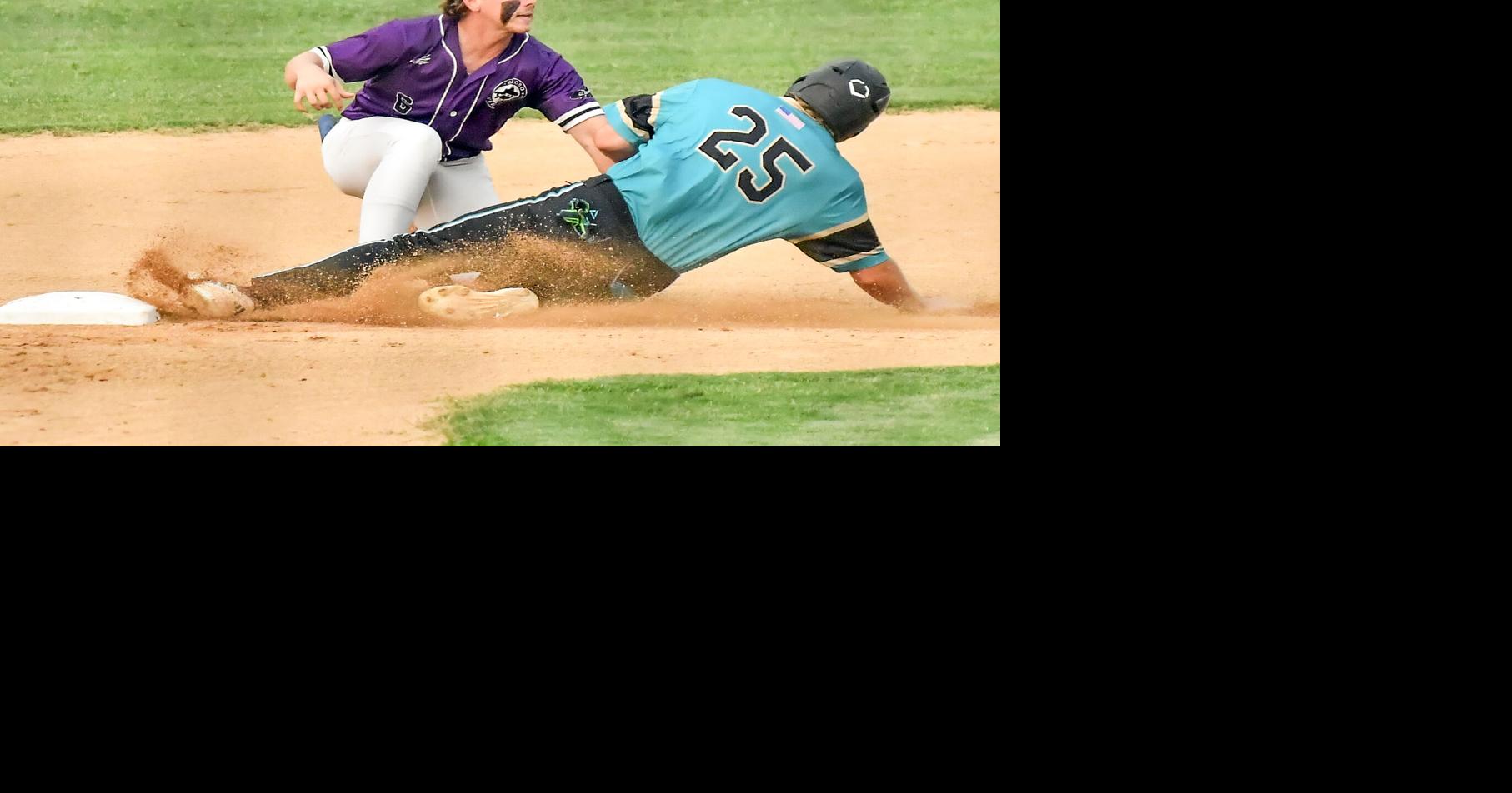 Bandits hold off Steamers, clinch Tidewater Division