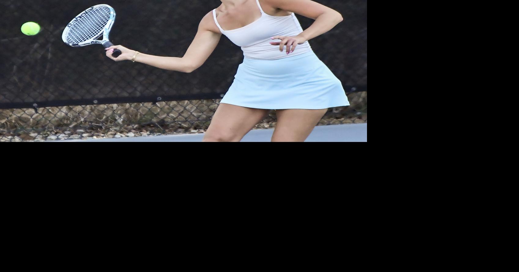 Nash Central's Bulluck wins the 4A regional singles title
