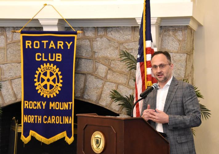 Labor commissioner offers advice about leadership Local News