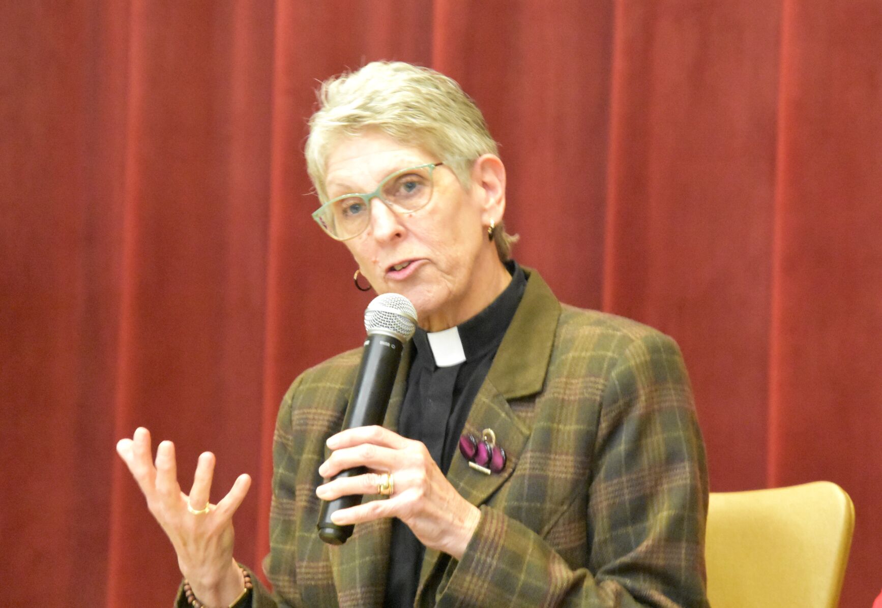 Panelist calls for unity at homelessness forum | Local News ...