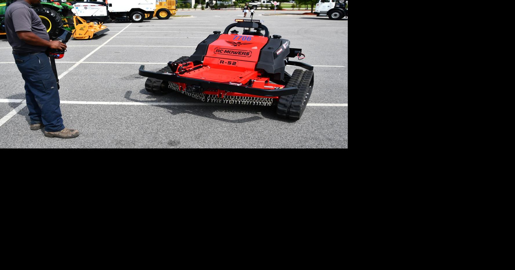City shows off new public works equipment | Local News ...