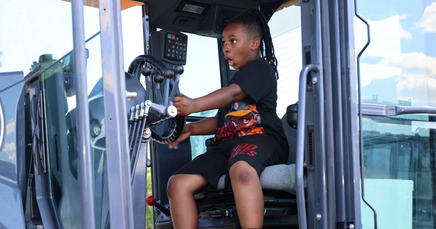 Truck Rodeo - Vimarsana News