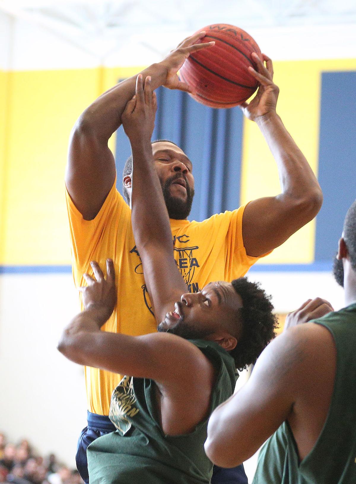 Alumni Basketball Back For Second Year High Schools