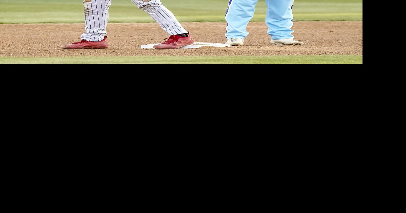 Firebirds fall victim to Hunt rally in middle innings | High Schools ...