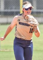 Holloman, Simmons named NFCA Division III Third Team Selections