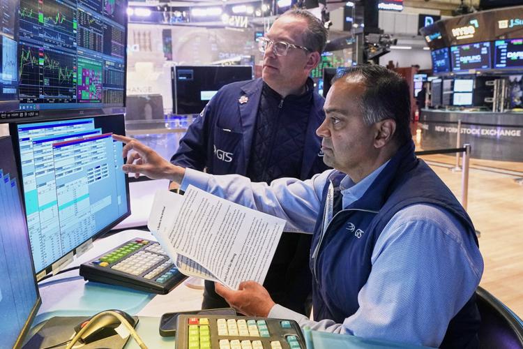 Wall Street's record-setting run halts as AI stocks slump and oil ...