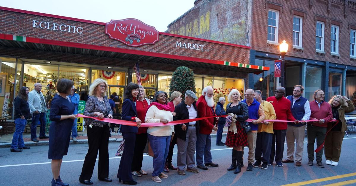 Weldon Rotenberg Red Wagon first in Weldon's facade improvement program: 'We always look ...
