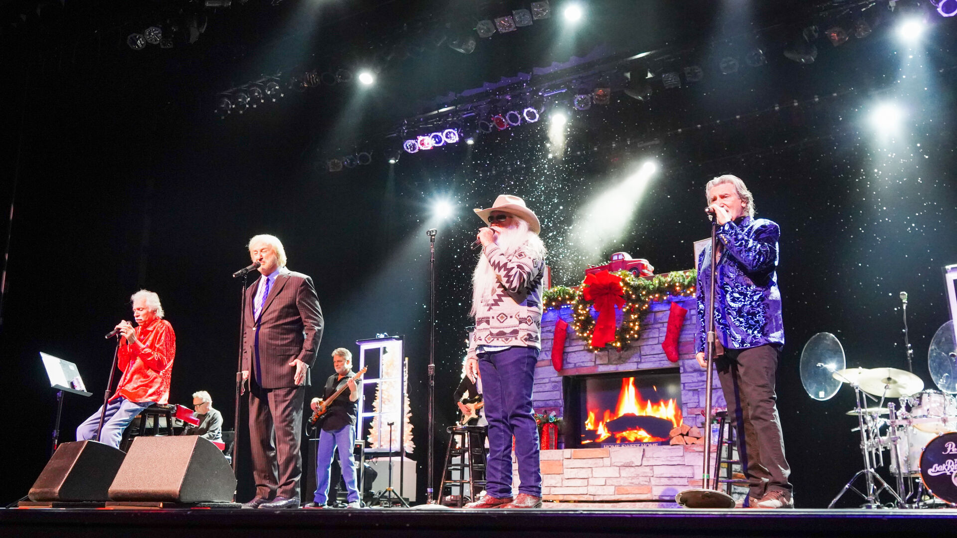 The Oak Ridge Boys Return On Final Tour BarnBurner Preparing For 2024   656a3fbbf1117.image 