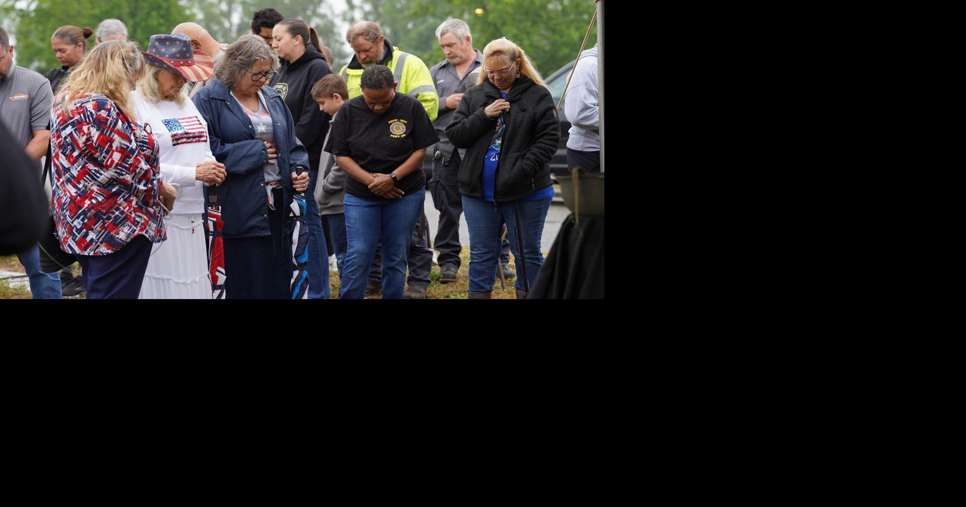 Memorial Day Services Honor Veterans at Local Cemeteries