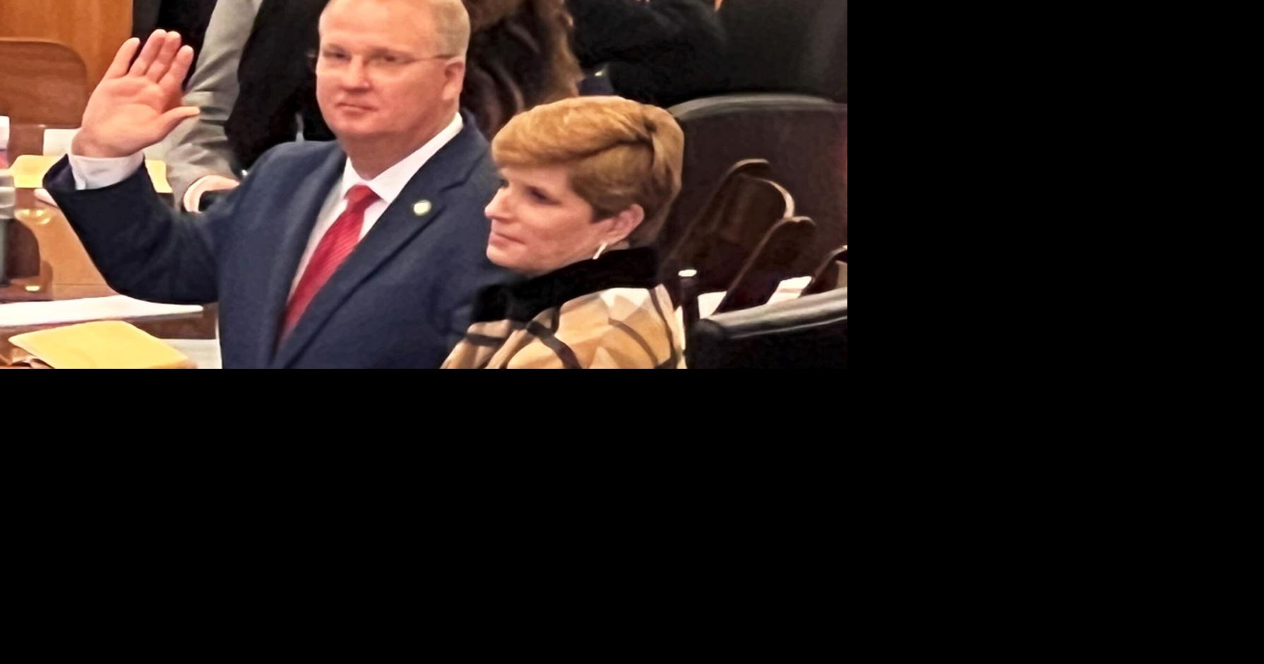 Rep. Wray sworn in for 10th term | Local News | rrdailyherald.com