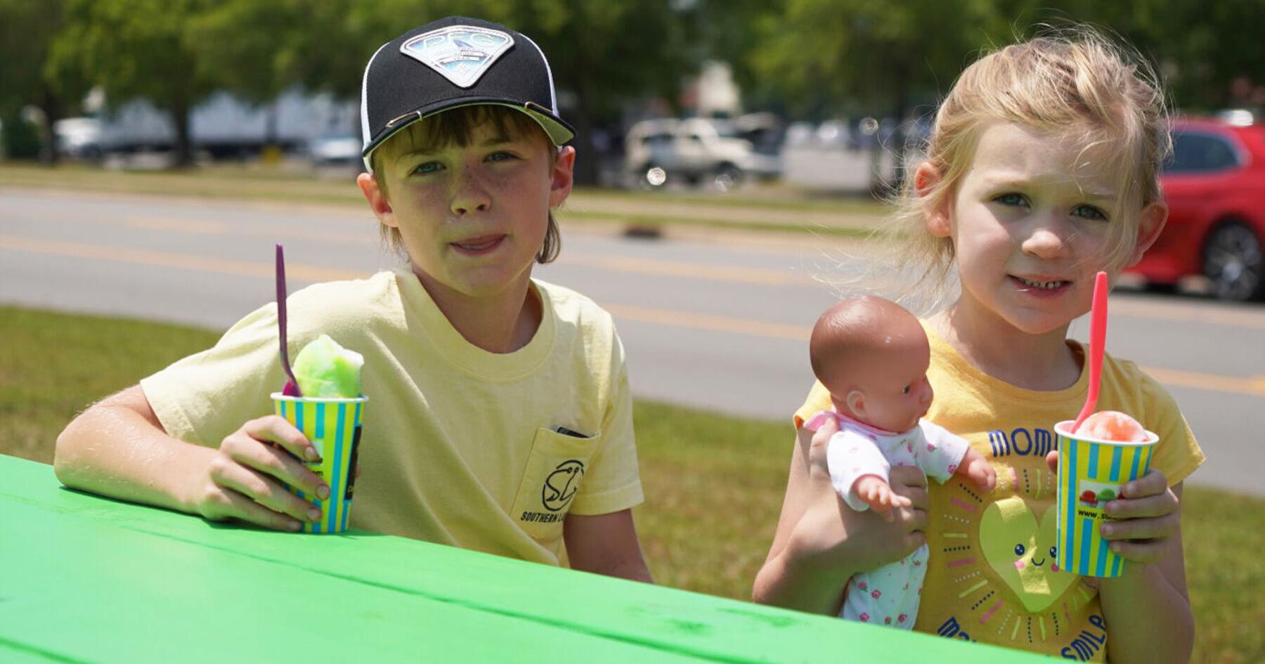 Family brings second Sunset Slush to Roanoke Rapids - Vimarsana News