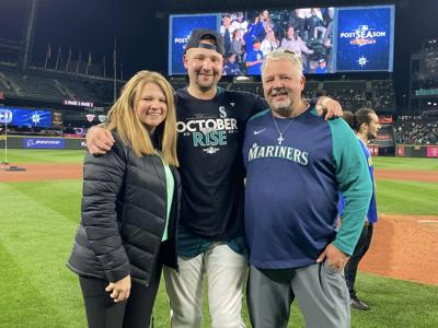 Cal Raleigh Announced as Rawlings Gold Glove Finalist, by Mariners PR