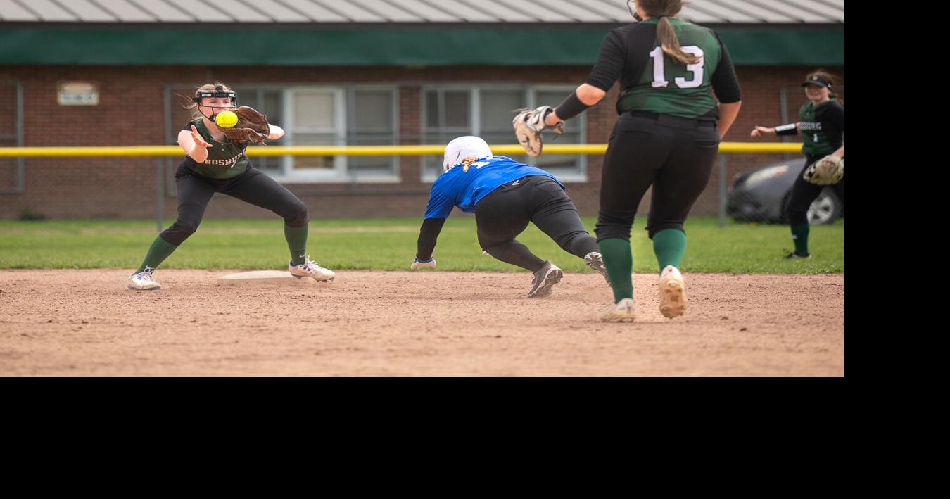 Enosburg offense powers Hornets past Commodores