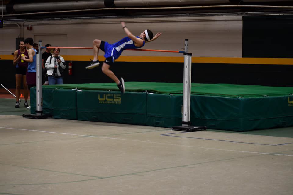 Indoor track meet results Sports